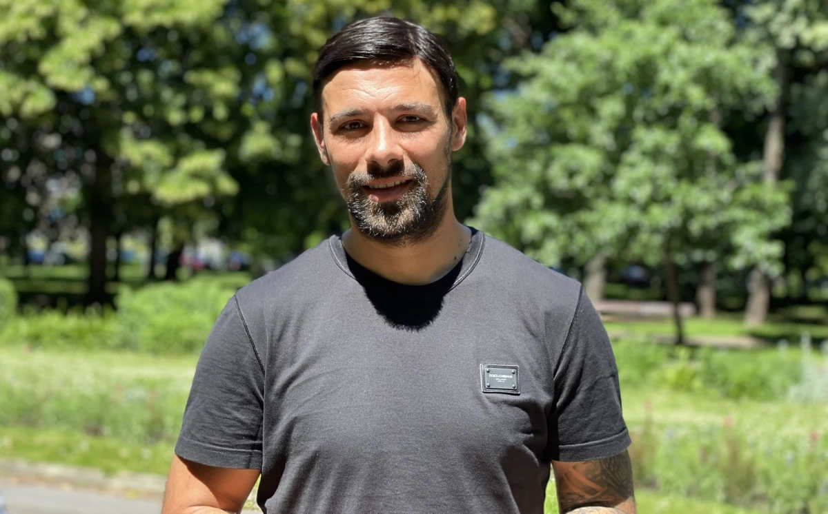 W piątek reprezentacja Chorwacji rozegra drugi mecz na Euro 2020. W pierwszym spotkaniu aktualni wicemistrzowie świata przegrali z Anglią 0:1. O ocenę gry Chorwatów spytaliśmy byłego piłkarza Legii Warszawa, Ivicę Vrdoljaka. Chorwat pytany o zbliżający się nasz mecz z Hiszpanią powiedział: "Polska musi wierzyć w swoje umiejętności, a nie tylko patrzeć, kto stoi po drugiej stronie”.