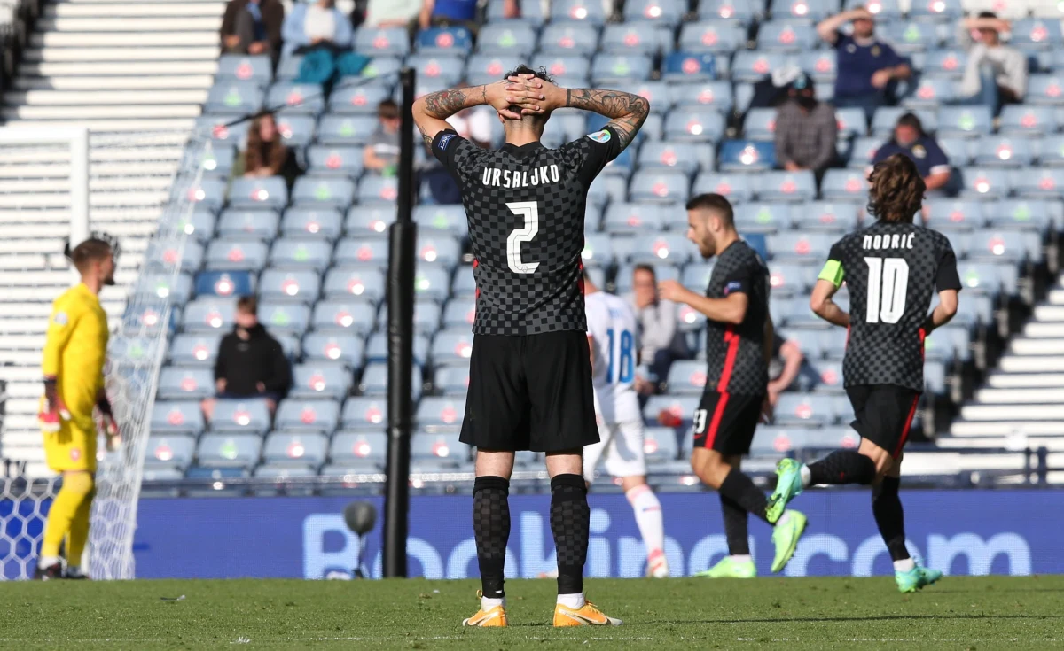 W pierwszej połowie dominowali Czesi, w drugiej lepiej prezentowali się Chorwaci. Rezultat? Remis w spotkaniu rozegranym na stadionie Hampden. Swoją trzecią bramkę w turnieju zdobył Patrik Schick. Napastnik jest samodzielnym liderem klasyfikacji strzelców.