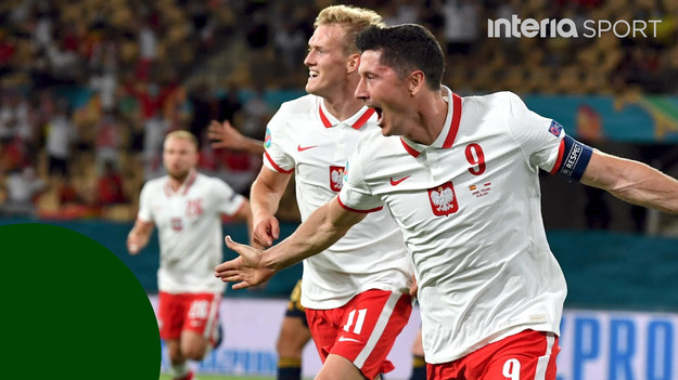 Polska reprezentacja zremisowała 1-1 z Hiszpanią i utrzymała swoje szanse na awans do fazy pucharowej Euro 2020. Pierwszą bramkę strzelił Alvaro Morata, a wyrównał Robert Lewandowski. "Biało-Czerwoni" zagrają ostatni grupowy mecz ze Szwecją 23 czerwca na stadionie w Sankt Petersburgu.