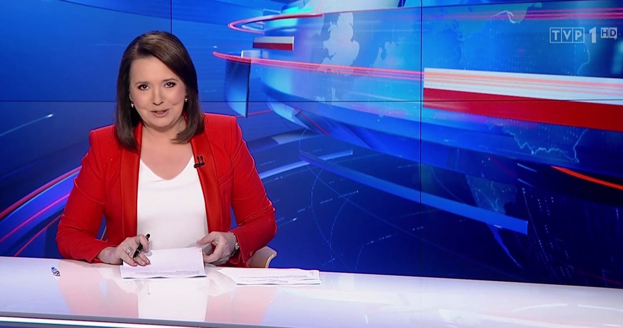 W sobotę Danuta Holecka prowadziła główne wydanie „Wiadomości” TVP pierwszy raz po ponad półtoramiesięcznej przerwie. 

 