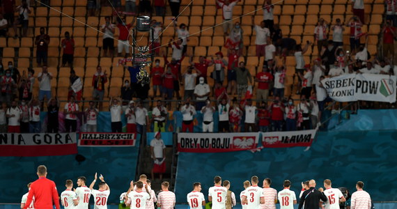 Przed potyczką ze Szwecją, która zdecyduje o awansie do fazy pucharowej Euro 2020, polska reprezentacja będzie miała jeszcze tylko dwa treningi. Do Sankt Petersburga biało-czerwoni ruszą jutro po południu.