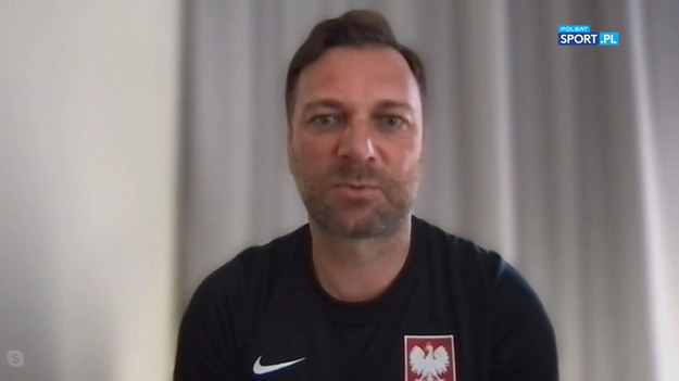 Po sobotnim meczu z Hiszpanią kibice znów niepokoją się stanem zdrowia Jana Bednarka. Obrońca reprezentacji Polski opuścił boisko kilka minut przed końcem spotkania, bo odnowił mu się uraz, który prześladuje go od dłuższego czasu. W porannym programie w Polsacie News dobre wiadomości przekazał rzecznik PZPN i reprezentacji Jakub Kwiatkowski. - Z Bednarkiem będziemy postępować dokładnie tak samo, jak przed meczem ze Słowacją. Nasi lekarze i fizjoterapeuci wiedzą, co mają robić. A sam Janek powiedział, że nie wyobraża sobie, żeby w najbliższym meczu nie zagrał. Myślę, że dramatu nie będzie - mówił rzecznik. 
