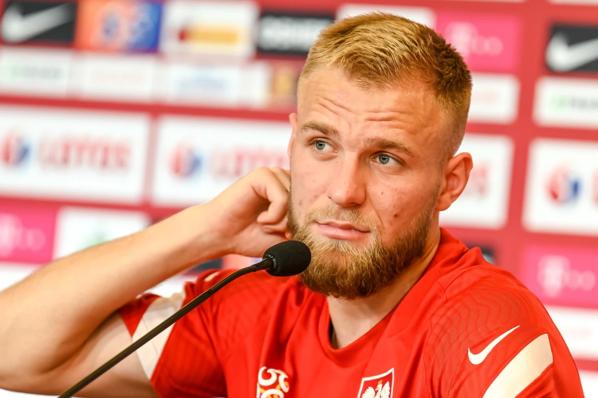 „Remis z taką drużyną, jeśli w dodatku mieliśmy kilka doskonałych sytuacji, napędza nas i pokazuje, że jesteśmy w stanie rywalizować z każdym” – tak starcie z Hiszpanią na Euro 2020 podsumował na konferencji prasowej reprezentant Polski Tymoteusz Puchacz. Jak podkreślił: „Jesteśmy w grze i najważniejsze, że teraz wszystko zależy od nas”.