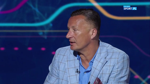 Tomasz Hajto w magazynie Cafe Euro stwierdził, że przynależność klubowa zawodników reprezentacji Szwecji nie będzie miała żadnego znaczenia w meczu z Polską. Ekspert Polsatu Sport zaryzykował tezę, że często zawodnicy, którzy nie są najlepszymi zawodnikami swoich klubów prezentują się lepiej w reprezentacji.