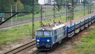 Warmińsko-mazurskie: Zderzenie busa z pociągiem. Nie żyje jedna osoba