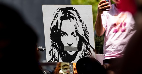 Amerykańska wokalistka Britney Spears zwróciła się do sądu wyższej instancji w Los Angeles o zakończeniu kurateli, której została poddana przed niemal 13 laty. Od tamtej pory nad wszystkimi aspektami jej życia nadzór sprawuje jej ojciec, James Spears. 