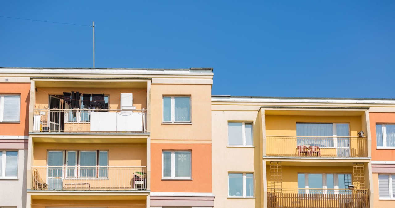 Nowy rodzaj najmu. "Uwolnić więźniów czwartego piętra"