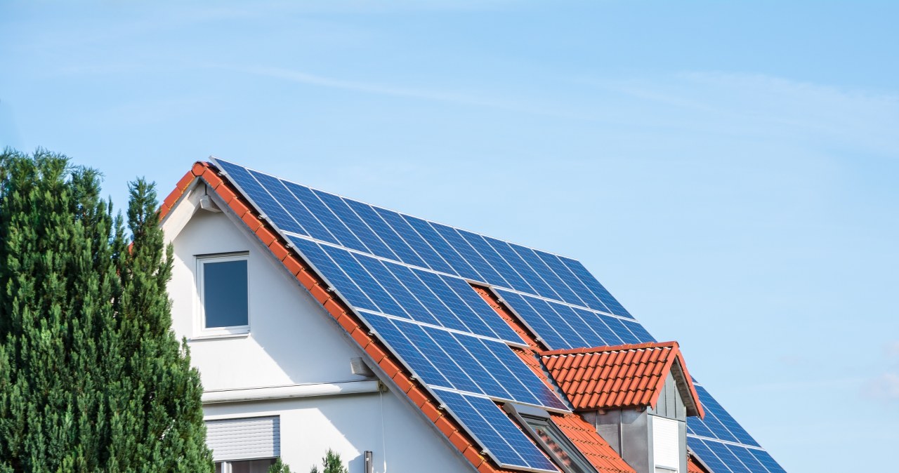 Jak dobrać moc fotowoltaiki? Tyle mogą kosztować panele