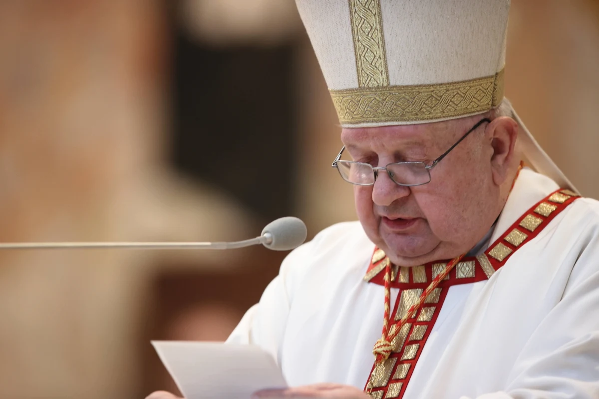 Nuncjatura Apostolska w Polsce wydała komunikat ws. wizyty kardynała Angelo Bagnasco - emerytowanego arcybiskupa Genui. Hierarcha odwiedził nasz kraj, by zbadać sprawę zaniedbań, jakich miał się dopuścić kardynał Stanisław Dziwisz. 