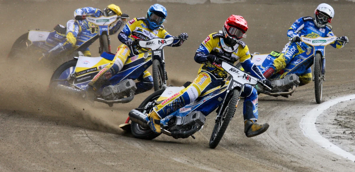 Piotr Pawlicki wygrał w niemieckim Gustrow drugi turniej tegorocznego cyklu indywidualnych mistrzostw Europy w jeździe na żużlu. Drugie miejsce zajął Duńczyk Leon Madsen, trzeci w finale linię mety minął Patryk Dudek, a poza podium znalazł się Bartosz Smektała.