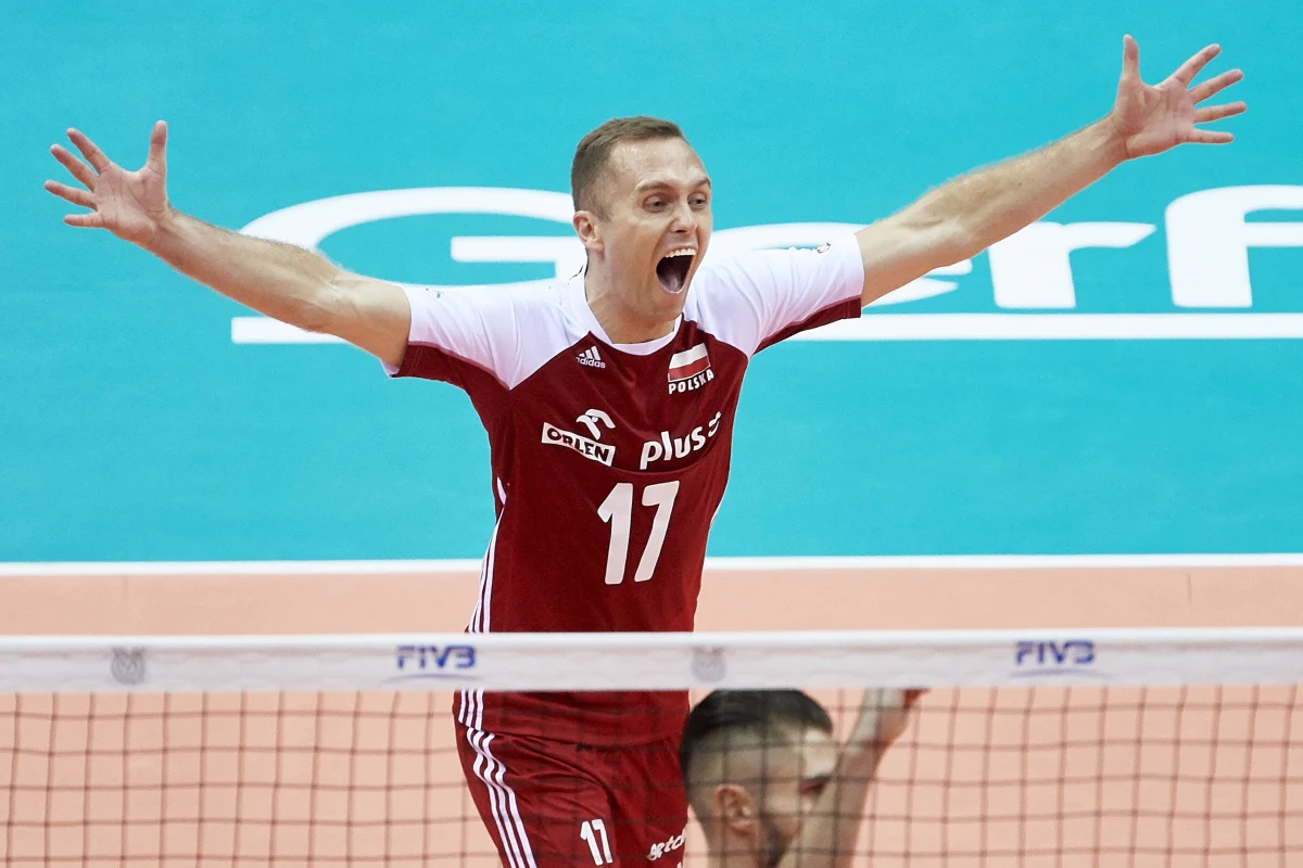 Paweł Zatorski uzupełnił 12-osobowy skład reprezentacji Polski siatkarzy na igrzyska w Tokio. Trener Vital Heynen najdłużej zastanawiał się nad obsadą pozycji libero - nazwiska pozostałych 11 zawodników podał w środę.