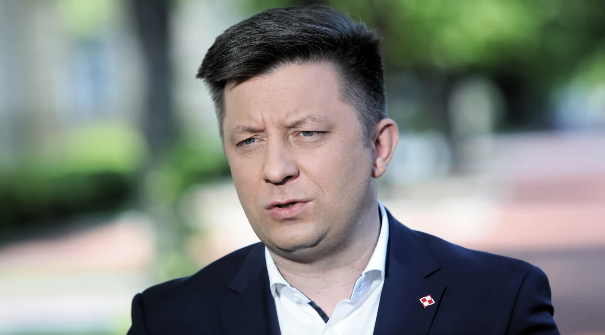 Do pierwszego włamanie na konto ministra Michała Dworczyka doszło już 22 września ub.r., a cyberprzestępcy mogli mieć nieograniczony dostęp do poczty szefa Kancelarii Premiera aż przez dziewięć miesięcy - pisze "Rzeczpospolita".