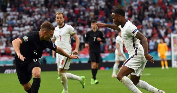 Anglia pokonała Niemcy w szlagierowym pojedynku 1/8 finału Euro 2020! Emocji w tym spotkaniu nie brakowało, ale na bramki kibice musieli czekać długo. Wynik meczu Raheem Sterling otworzył dopiero w 75. minucie, a w 86. minucie Harry Kane strzałem głową podwyższył na 2:0.