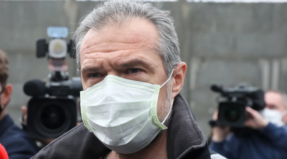 Prokurator nie może się odwołać od decyzji Sądu Apelacyjnego w Warszawie, który 2 czerwca postanowił o zastosowaniu wobec podejrzanego o korupcję Sławomira Nowaka tzw. aresztu warunkowego, zamiennego na 1 mln zł poręczenia majątkowego - zdecydował Sąd Apelacyjny. Jak przekazał rzecznik sądu, decyzja ta jest prawomocna. Obrona Nowaka zażalenia nie składała. 
