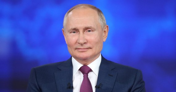 Prezydent Rosji Władimir Putin na dorocznej telekonferencji z obywatelami wyraził nadzieję, że w przyszłości będzie mógł wskazać osobę godną tego, by stanąć na czele Rosji. Tłumaczył, że powinien "dać rekomendacje" pretendentom do urzędu prezydenta państwa. 
