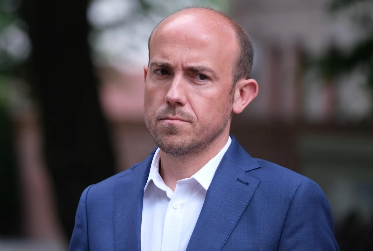 Udało mi się zaprosić Donalda Tuska, by na 100, a nawet na 110 procent wrócił do polskiej polityki - poinformował dziennikarzy lider PO Borys Budka. Zapowiedział, że w sobotę przedstawi konkretny, autorski scenariusz tego powrotu. Nie chciał potwierdzić, że ustępuje ze stanowiska szefa Platformy. 