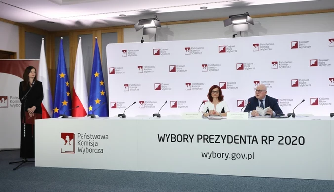 PKW odrzuciła sprawozdania Szymona Hołowni, Marka Jakubiaka i Mirosława Piotrowskiego