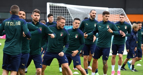 Na Wembley w Londynie rozpocznie się decydująca faza piłkarskich mistrzostw Europy. Włochy zmierzą się dziś w ciekawie zapowiadającym się półfinale z Hiszpanią. Jutro Anglia podejmie Danię. Początek obu meczów o godz. 21:00.