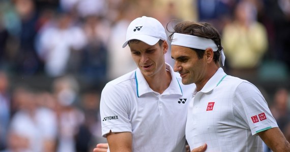Hubert Hurkacz po pokonaniu Szwajcara Rogera Federera w ćwierćfinale wielkoszlemowego Wimbledonu cieszył się przede wszystkim z własnej postawy w tym pojedynku. "Zagrałem naprawdę super, choć wierzę, że mogę grać jeszcze lepiej" - podkreślił tenisista z Wrocławia.