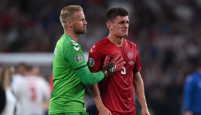 Anglia - Dania 2-1 na Euro 2020. Kasper Schmeichel oślepiany podczas rzutu karnego