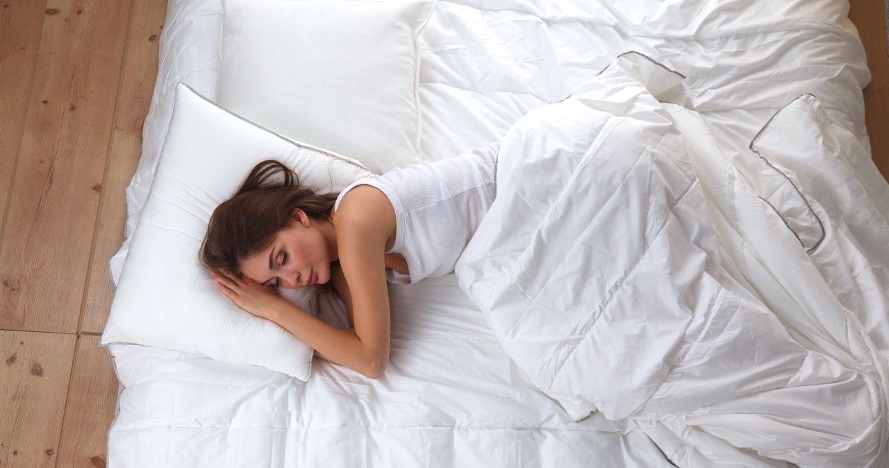 Lekarze przy każdej okazji przypominają, jak ważna jest właściwa higiena snu, ale wiele osób lekceważy ich zalecenia - być może opublikowane dziś wyniki badań skłonią ich do przemyśleń.