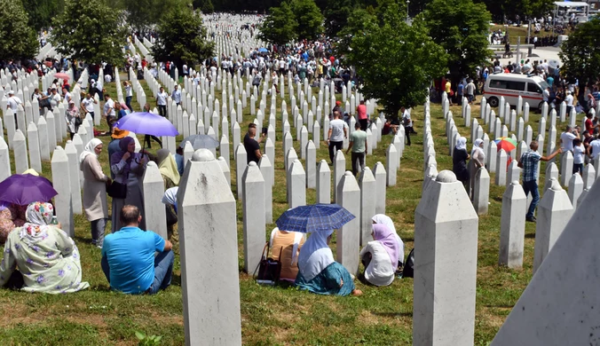 Bośnia i Hercegowina: Tysiące uczestników 26. rocznicy masakry w Srebrenicy