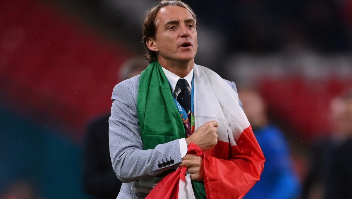 Finał był trudny, a stał się znacznie trudniejszy po szybkiej stracie gola. Ale później już dominowaliśmy na boisku - mówił selekcjoner włoskiej reprezentacji Roberto Mancini po triumfie jego zespołu w finale Euro 2020. Włosi zwyciężyli w rzutach karnych 3:2.