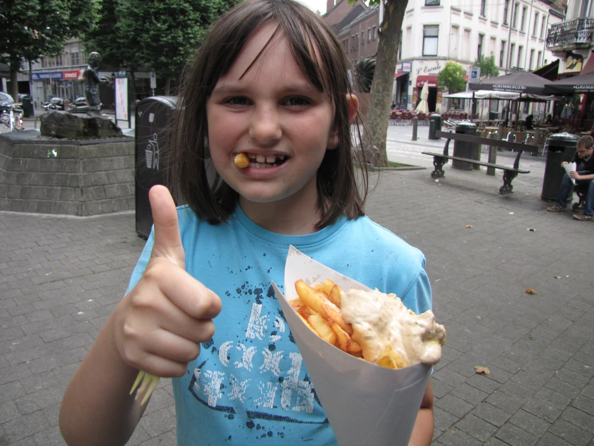 Dziś frytki mają swoje święto. 13 lipca obchodzony jest Międzynarodowy Dzień Frytek. Oto ich historia i przepis na tradycyjne belgijskie frytki, które smaży się dwa razy.