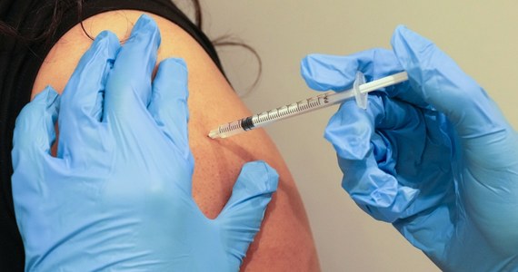 Germania: Scandalul asistentelor medicale.  A fost vaccinată cu ser fiziologic