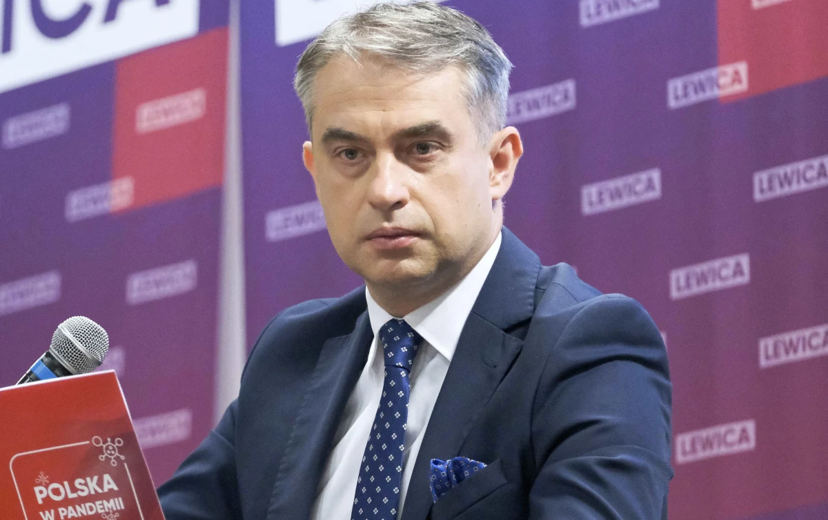 Na wybory do Sejmu powinny być dwa bloki: jeden centrowy pod wodzą Donalda Tuska, drugi - lewicowy; w wyborach do Senatu powinien zostać utrzymany pakt senacki - uważa szef klubu Lewicy Krzysztof Gawkowski. Jego zdaniem o jakiejkolwiek koalicji można mówić dopiero po wyborach.