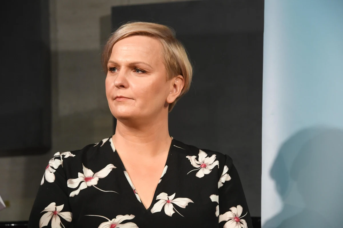 Gdybym chciała napisać film science fiction o pływaniu, to nawet nie wymyśliłabym takiego scenariusza - mówi w rozmowie z RMF FM Otylia Jędrzejczak. Sześciu naszych reprezentantów w pływaniu, mimo że jest już w Tokio i odebrało powołanie do olimpijskiej kadry, nie wystartuje na igrzyska. Wszystko przez błędy formalne przy zgłoszeniu. Medalistka igrzysk olimpijskich nie może uwierzyć w to, że lata pracy sportowców zostały w ten sposób zmarnowane. "Tu nie zawinił sportowiec, trener, trening - tu zawinił zarząd, tu zawiodły struktury" - podkreśla.