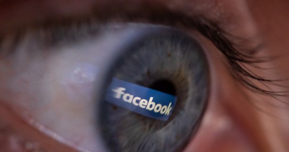 "Oni zabijają ludzi" - prezydent USA ostro o platformach takich jak Facebook - Vimarsana News