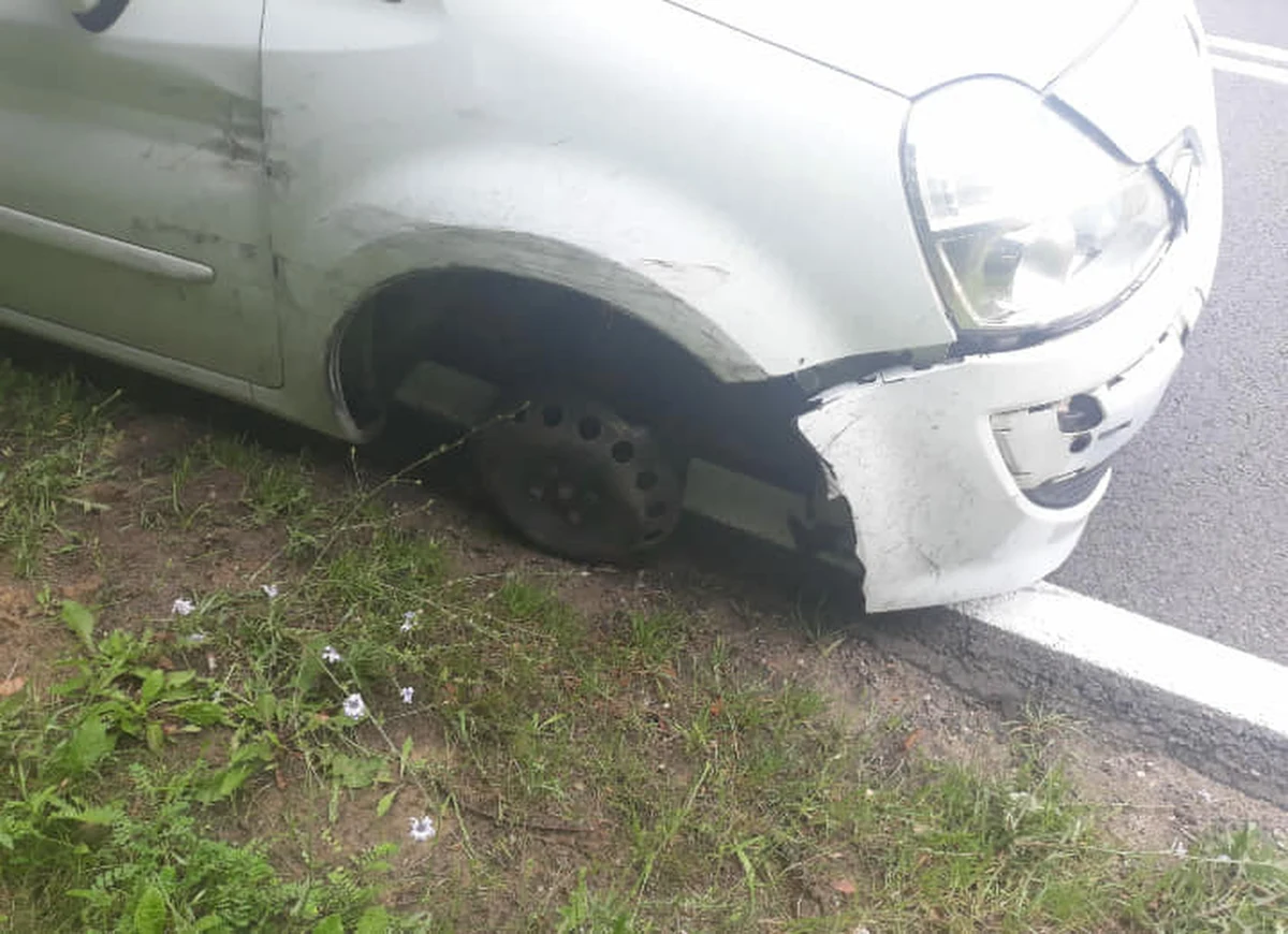 Jechał autem bez jednego koła i miał prawie 3 promile alkoholu w organizmie – mowa o 58-letnim kierowcy, którego zatrzymała wczoraj policja z Międzychodu w Wielkopolsce. 