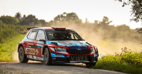 Mikołaj Marczyk i Szymon Gospodarczyk zwyciężyli w trzeciej rundzie tegorocznego cyklu ProfiAuto Rajdowych Samochodowych Mistrzostw Polski – Rajdzie Nadwiślańskim. Duet nie pozostawił rywalom złudzeń odnośnie tego, kto jest aktualnie najszybszy na trasach RSMP.