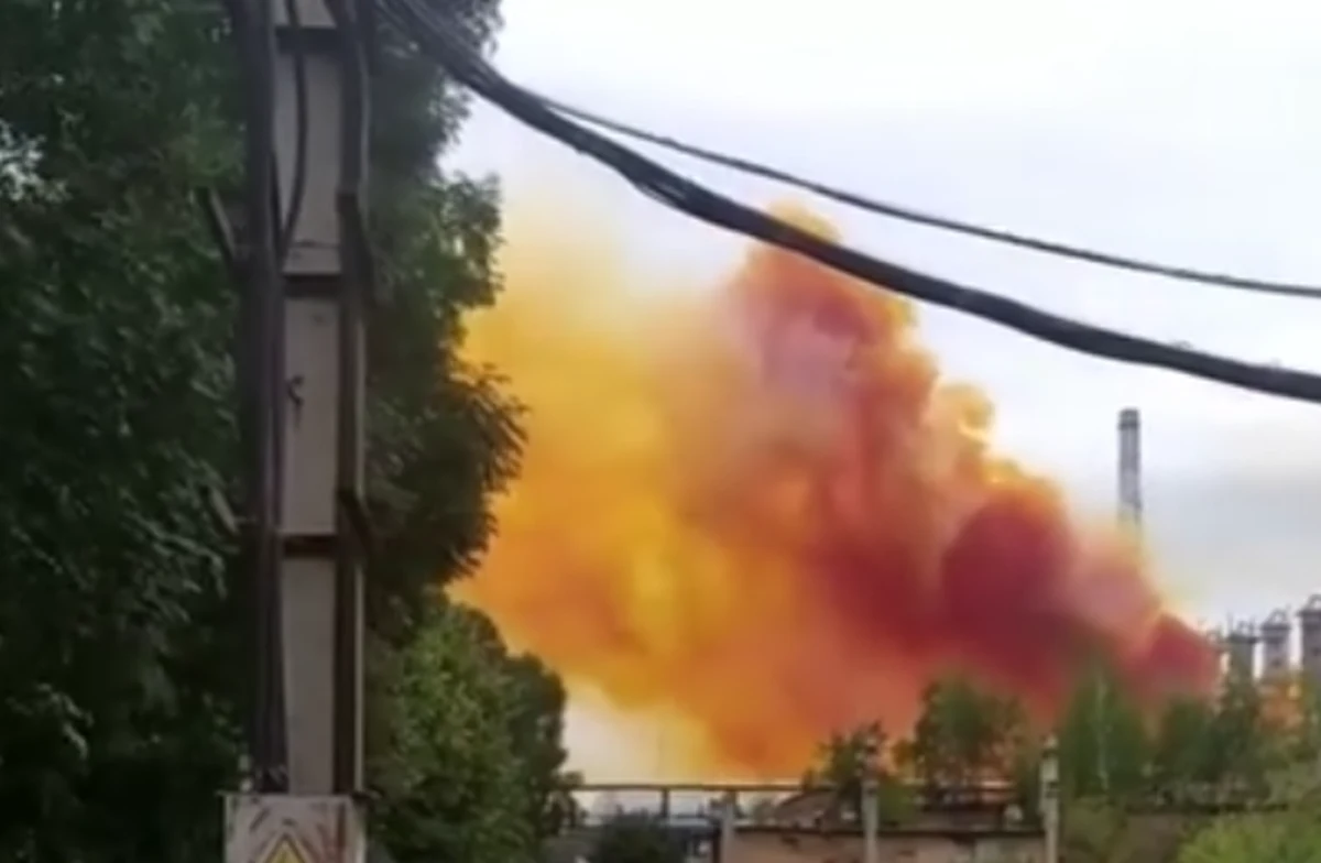 Po wtorkowej awarii w zakładach azotowych w Równem na zachodzie Ukrainy prowadzony jest całodobowy monitoring jakości powietrza - podały w środę ukraińskie służby ds. sytuacji nadzwyczajnych. Zapewniły, że nie ma zagrożenia dla ludzi i środowiska.