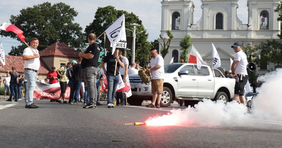 W najbliższą sobotę trasa na Hel może okazać się dla wczasowiczów drogą przez komunikacyjne piekło. Jej blokadę zapowiadają protestujący rybacy oraz rolnicy z AgroUnii.