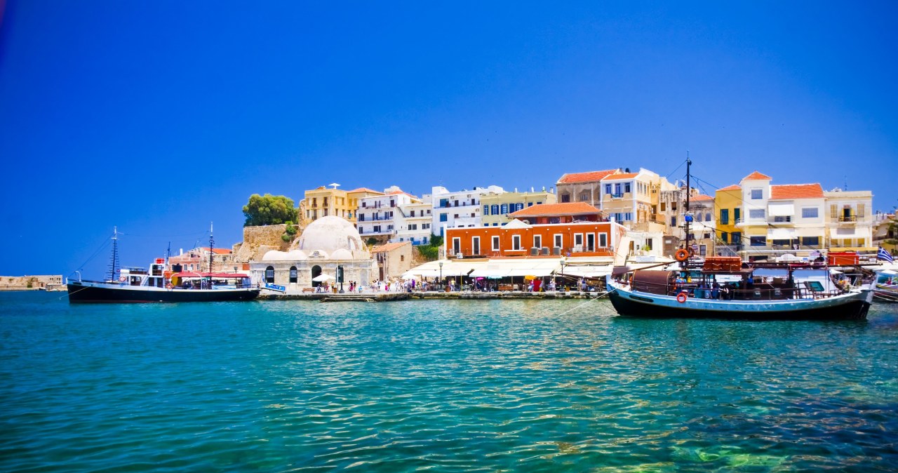 Grecja rozdaje darmowe domy. Płaci też miesięczną pensję, problem może być jeden