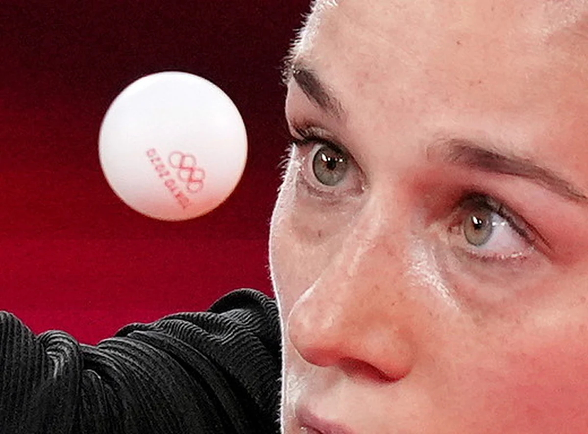 Natalia Partyka przegrała z urodzoną w Kanadzie reprezentantką Egiptu Diną Meshref 2:4 (13:15, 12:10, 9:11, 4:11, 11:7, 11:13) w drugiej rundzie olimpijskiego turnieju tenisistek stołowych w Tokio.