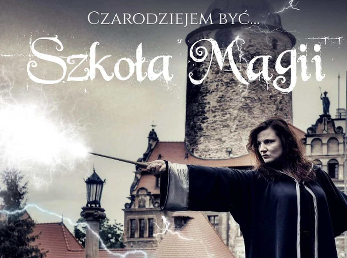 Szkoła Magii na Zamku Czocha jest jedną z najstarszych i najbardziej prestiżowych szkół dla czarownic i czarodziejów w Europie. Przez wieki wykształciła kolejne pokolenia magów, a wśród nich m.in. Sędziwoja, nadwornego alchemika Zygmunta II, znakomitego maga Fausta czy samego Pana Twardowskiego. Mimo wieków historii i powagi, które otaczają samą szkołę, jej wrota są zawsze otwarte dla młodych adeptów magii, którzy są ciekawi otaczającego ich świata. A jaki moment na poznanie magicznej szkoły i jej mieszkańców, byłby lepszy niż Dni Magii, święto z okazji kolejnej rocznicy założenia szkoły, a także czas kiedy magia w okolicy zamku jest najpotężniejsza?     