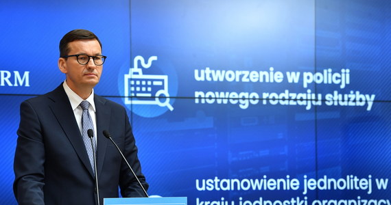 "Przyszedł czas aby powołać służbę, która odpowie na szerzące się cyberataki; powołany zostanie fundusz cyberbezpieczeństwa" - zapowiedział premier Mateusz Morawiecki. 