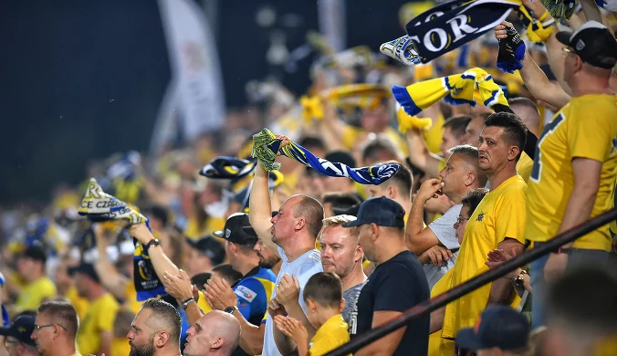 Kontrowersyjny przepis wchodzi w życie. Będą transfery, to już pewne