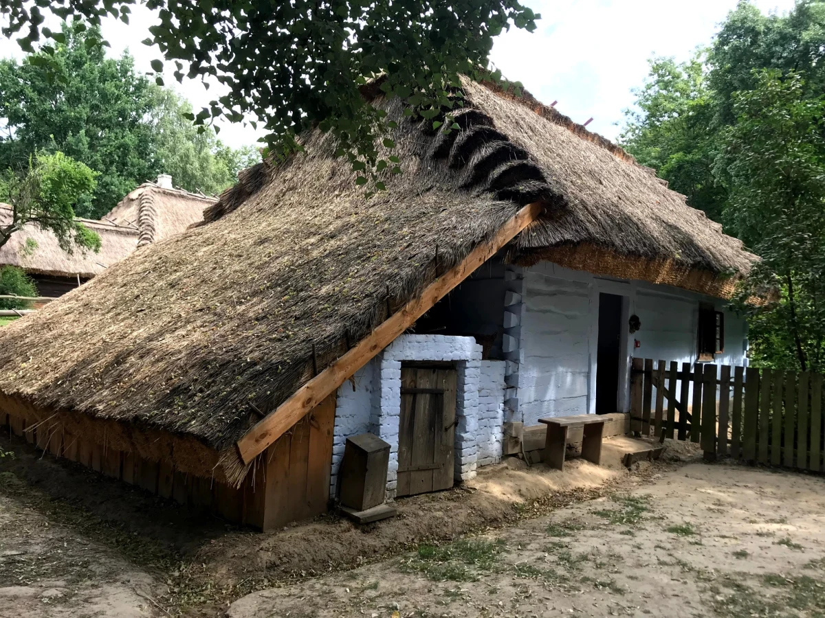 Szlak Wyżynny prowadzący z Kazimierza Dolnego do Chełma na Lubelszczyźnie - to kolejna długodystansowa trasa, którą polecamy Wam w cyklu "Polskie Szlaki w Faktach RMF FM". To ponad 150 kilometrów wędrówki przez bardziej i te mniej znane zakątki Lubelszczyzny.
