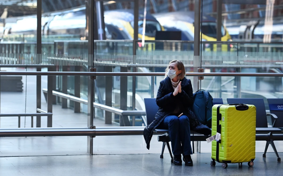 Testy wykonane na czterech stacjach kolejowych w czterech największych miastach w Wielkiej Brytanii nie wykazały obecności koronawirusa. Badanie te wykonano w Londynie, Liverpoolu, Manchesterze, Birmingham.