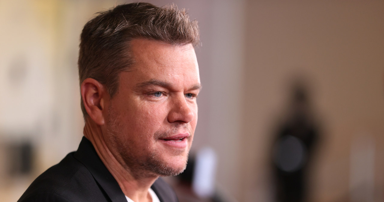 Matt Damon długo nie zdawał sobie sprawy, jak irytujące dla jego dzieci są niektóre ze zwrotów, których używał. W niedawnym wywiadzie przyznał, że posługiwał się pewnym homofobicznym słowem, które wywołało oburzenie jego córki.

