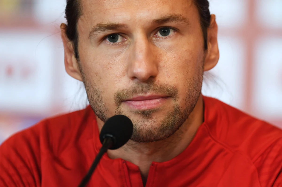 Piłkarz reprezentacji Polski Grzegorz Krychowiak podpisał trzyletni kontrakt z FK Krasnodar. W mediach społecznościowych zaprezentował koszulkę nowego klubu z napisanym cyrylicą swoim nazwiskiem i numerem 3.