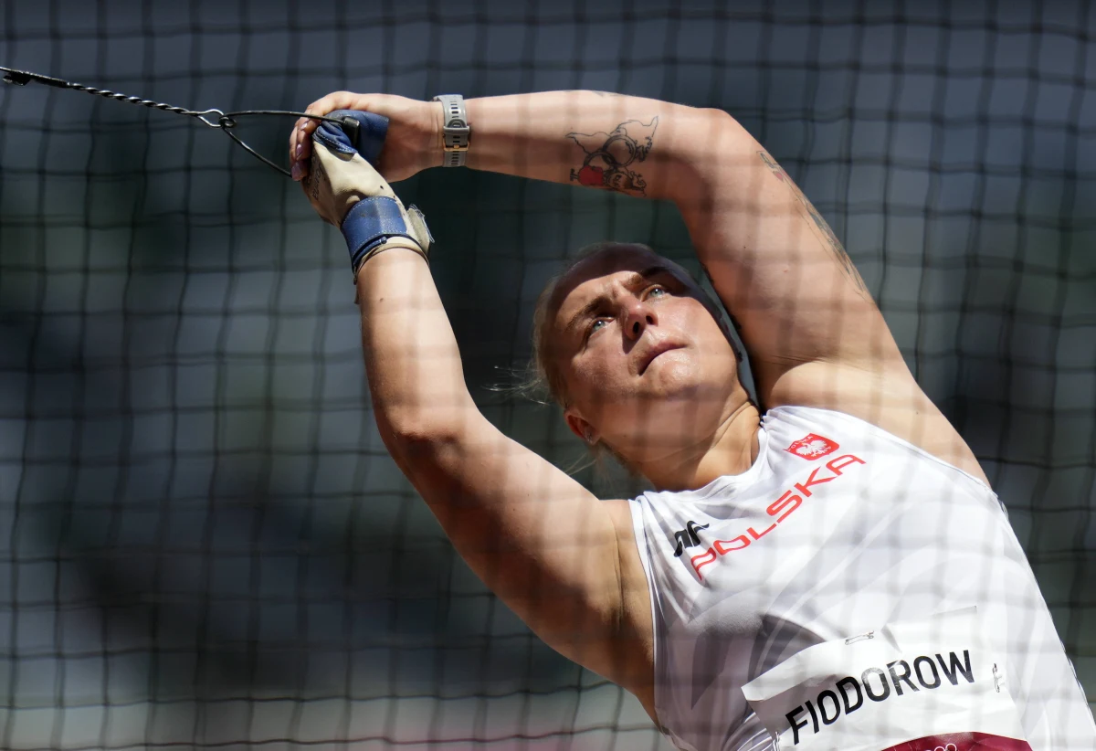 Joanna Fiodorow w tym sezonie zakończy karierę. O swojej decyzji lekkoatletka poinformowała na igrzyskach olimpijskich w Tokio, gdzie w finale rzutu młotem zajęła siódmą pozycję. „Dojrzewałam do niej od roku. Kluczowa była sprawa tego, czy zdobędę medal w Tokio” – przyznała sportsmenka. "Muszę się zająć swoim życiem" - dodała. 