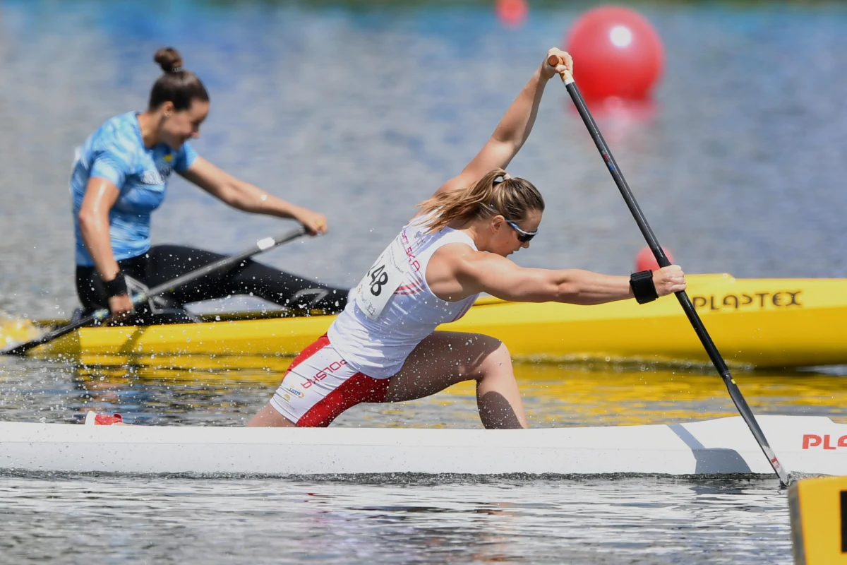 Ułamki sekundy zdecydowały o tym, że na igrzyskach olimpijskich w Tokio nie zdobyliśmy tego ranka 11. medalu. O podium otarła się nasza kanadyjkarka Dorota Borowska, która startowała w finale kajakarskich regat w kategorii C1 na 200 metrów. 