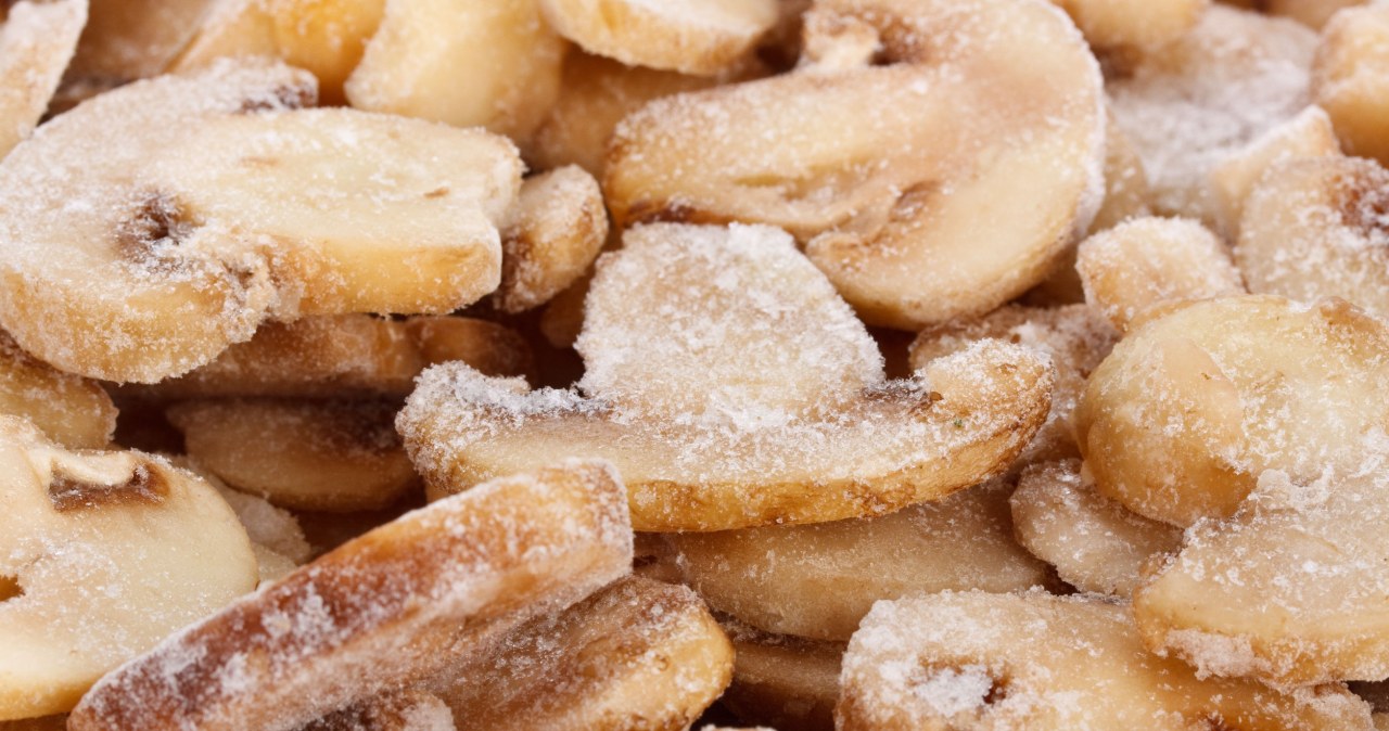 Grzyby po rozmrożeniu są miękkie i bez smaku? prawdopodobnie popełniasz ten błąd