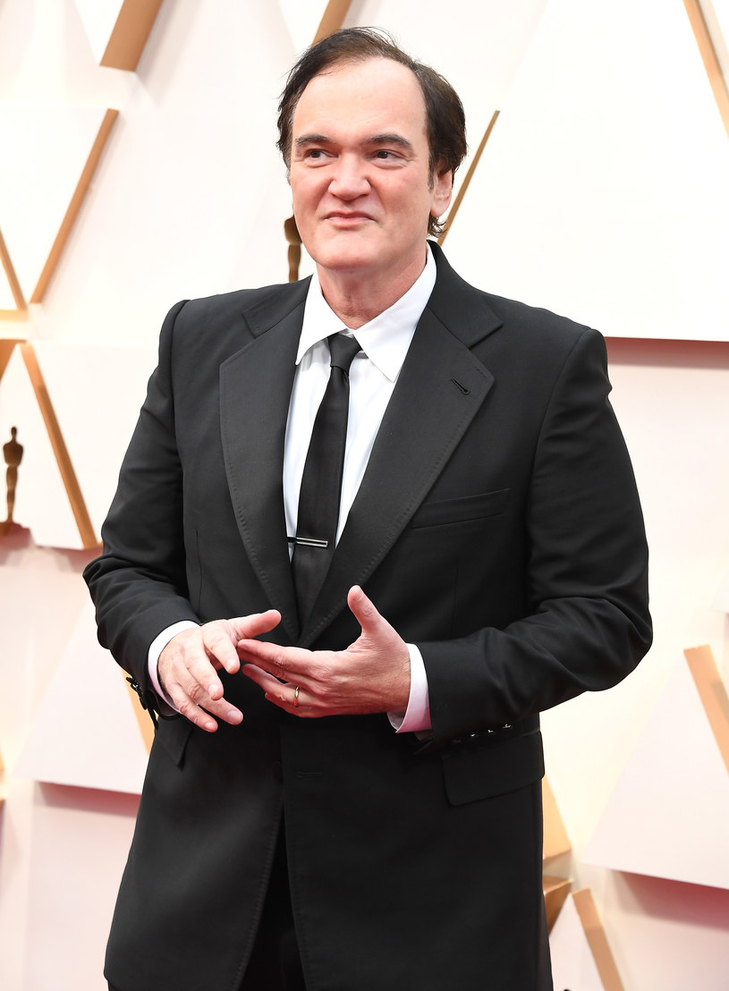 Quentin Tarantino w charakterystycznym dla siebie stylu, porusza się w przestrzeni niedomówień i domysłów. Po zasugerowaniu, że czas już na emeryturę, pytaniem podstawowym jest, czy dziesiąty film reżysera będzie jego ostatnim? Twórca zapewnia, że wspaniała byłaby ekranizacja "Pierwszej krwi" i że główną rolę powierzyłby Adamowi Driverovi. Ale czy tak właśnie pożegna się z kinem?