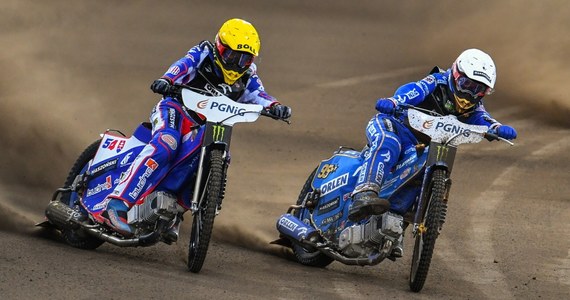 Bartosz Zmarzlik wygrał trzecie z rzędu zawody tegorocznych indywidualnych mistrzostw świata na żużlu. Dwukrotny mistrz świata był najlepszy w Grand Prix Polski w Lublinie, gdzie drugie miejsce zajął Dominik Kubera i objął prowadzenie w klasyfikacji generalnej cyklu.